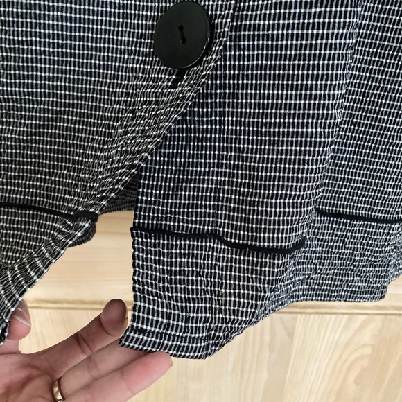 Ali Miles Plus size 2X. Shirt or light jacket. Like New Condition. - Picture 4 of 6